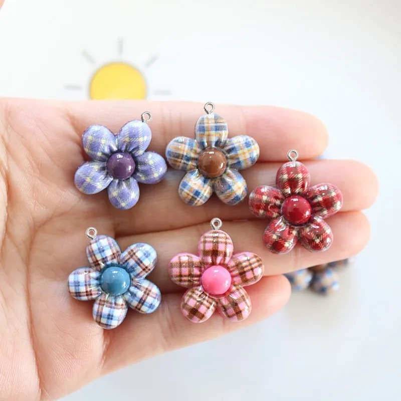 10 Stück süße Blumen-Anhänger  – Art Craft Flower Bewertung und Preis